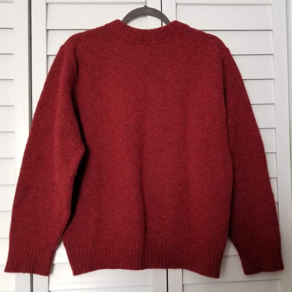 Women's L.L.Bean Sweater Red Crew Neck 85% Wool Size Large Winter Warm! - Picture 2 of 8